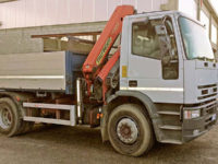 Iveco 190 Q con gru Palfinger
